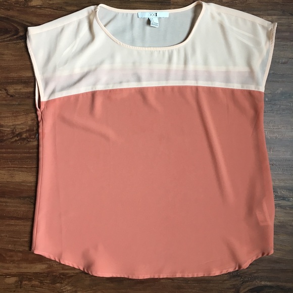 Size small sheer top - Picture 2 of 2